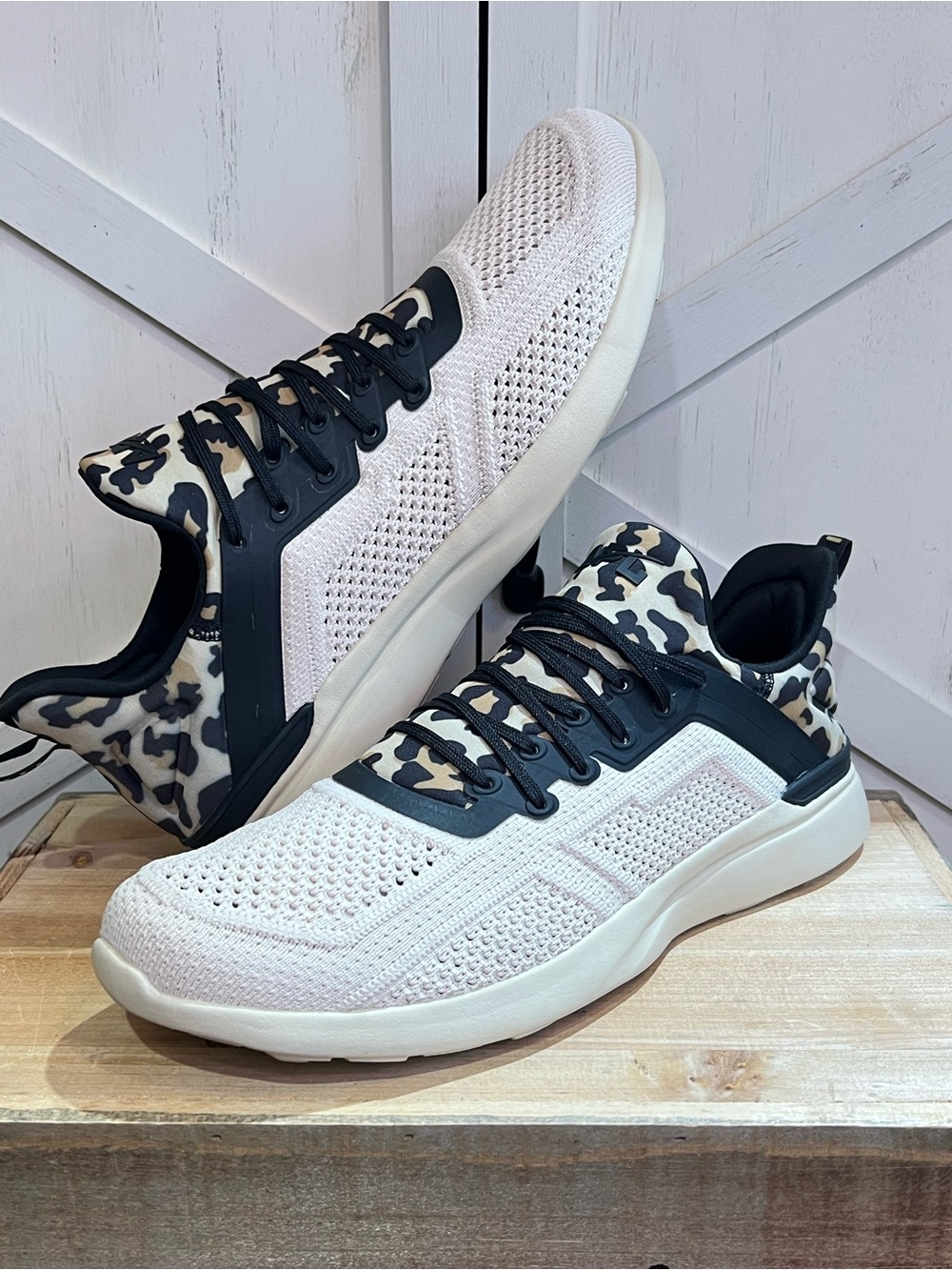 APL: ATHLETIC PROPULSION LABS TechLoom Tracer Sneaker Parchment,Black & Leopard